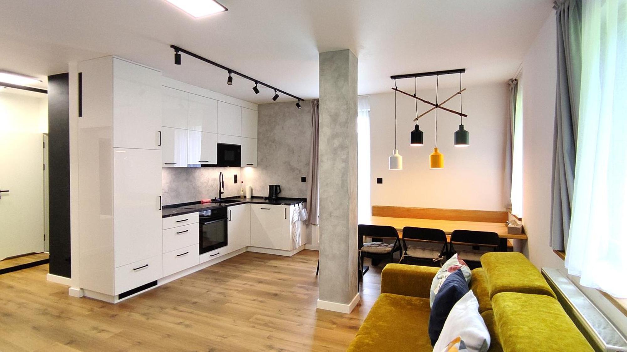 Tiche Anenske Apartmany S Hotelovym Servisem, S Kvalitni Bufetovou Snidani A S Exklusivnim Saunovym Wellness Grotta Spa - By Relax הַרָכוֹב מראה חיצוני תמונה