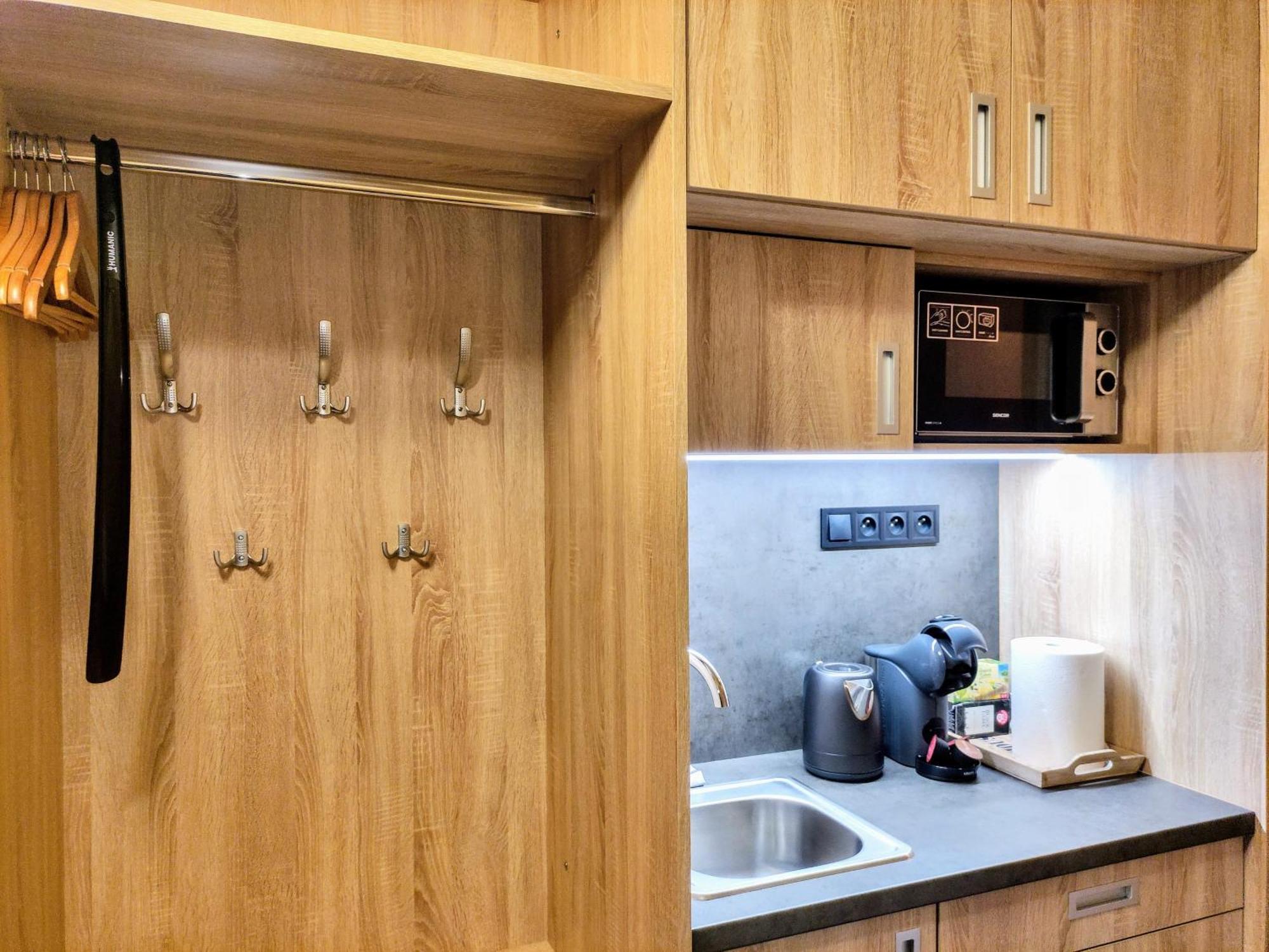 Tiche Anenske Apartmany S Hotelovym Servisem, S Kvalitni Bufetovou Snidani A S Exklusivnim Saunovym Wellness Grotta Spa - By Relax הַרָכוֹב מראה חיצוני תמונה