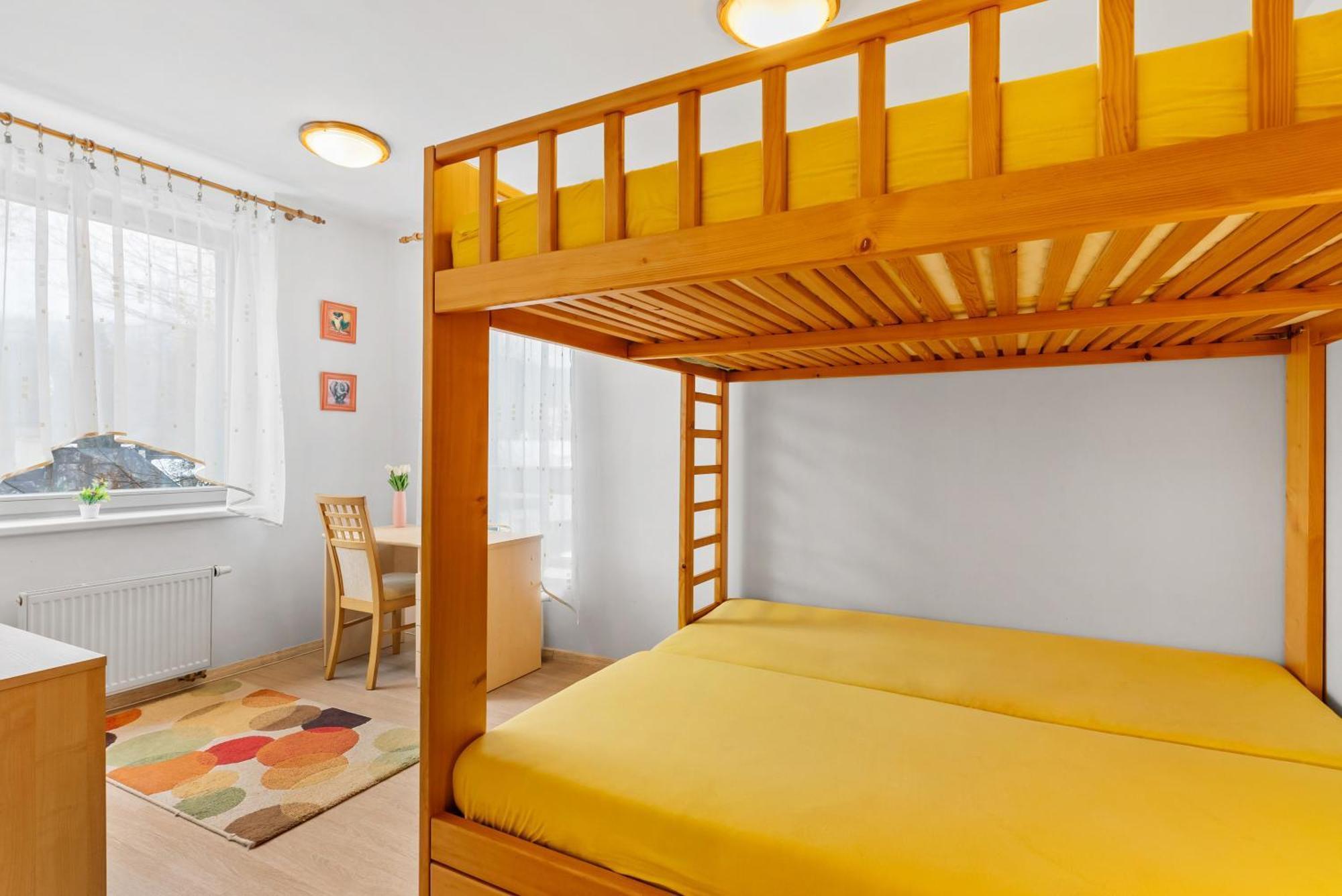Tiche Anenske Apartmany S Hotelovym Servisem, S Kvalitni Bufetovou Snidani A S Exklusivnim Saunovym Wellness Grotta Spa - By Relax הַרָכוֹב מראה חיצוני תמונה