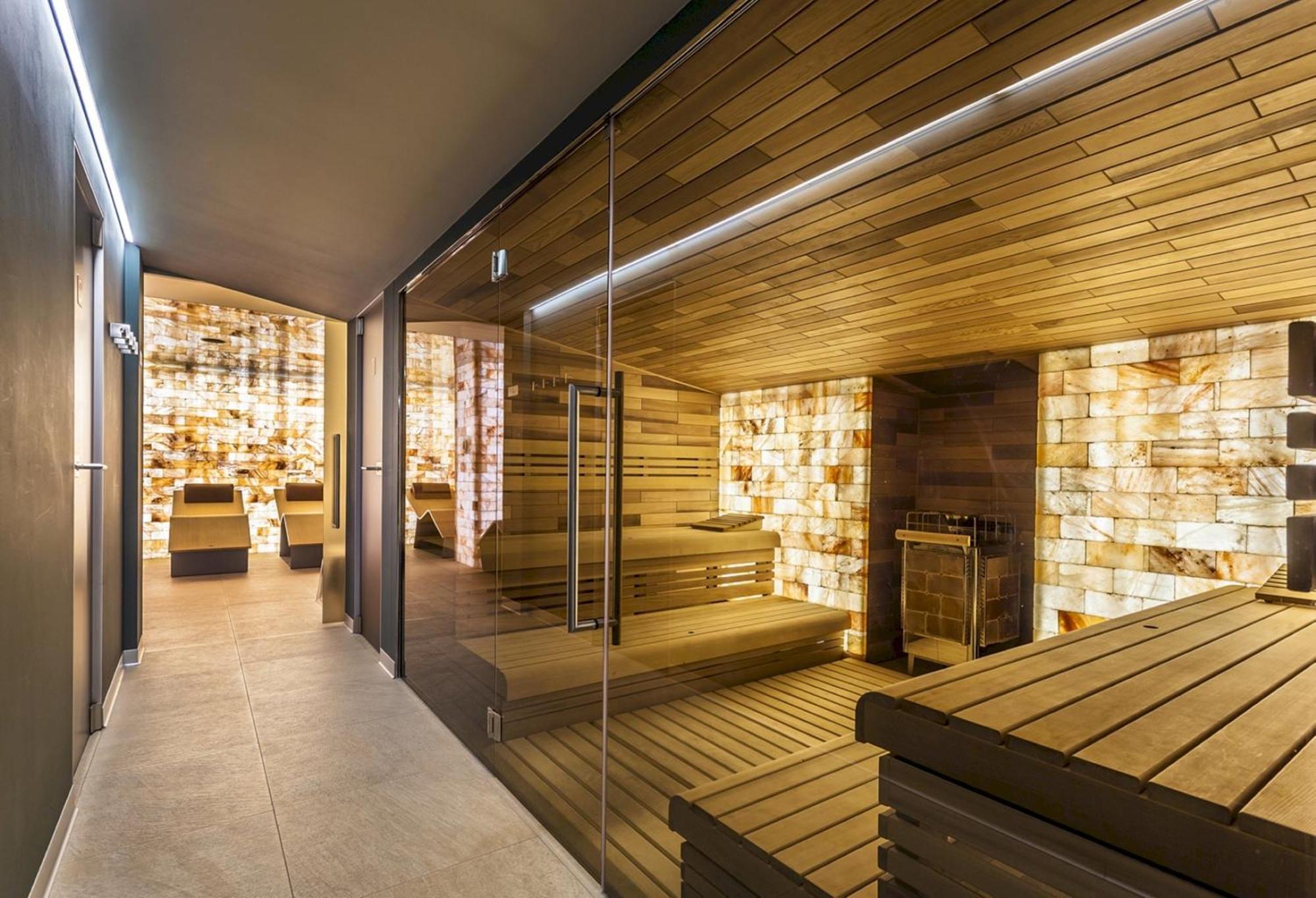 Tiche Anenske Apartmany S Hotelovym Servisem, S Kvalitni Bufetovou Snidani A S Exklusivnim Saunovym Wellness Grotta Spa - By Relax הַרָכוֹב מראה חיצוני תמונה